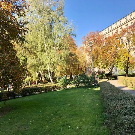 Koszykowa Latwiec Srodmiescie Poludniowe * Warszawa